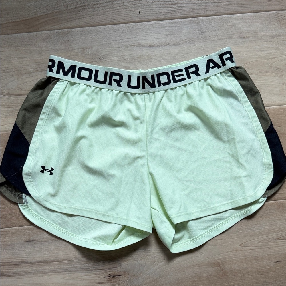 Under Armour Women's Light Green Athletic Running Shorts with Contrast Panels